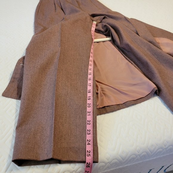 Henry Greyhel women's  mauve wool two-piece pants suit set size 8 petite - Picture 12 of 15